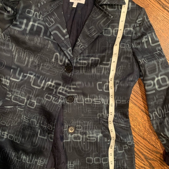 Ladies 2 piece Vintage Moschino Set - Picture 12 of 15